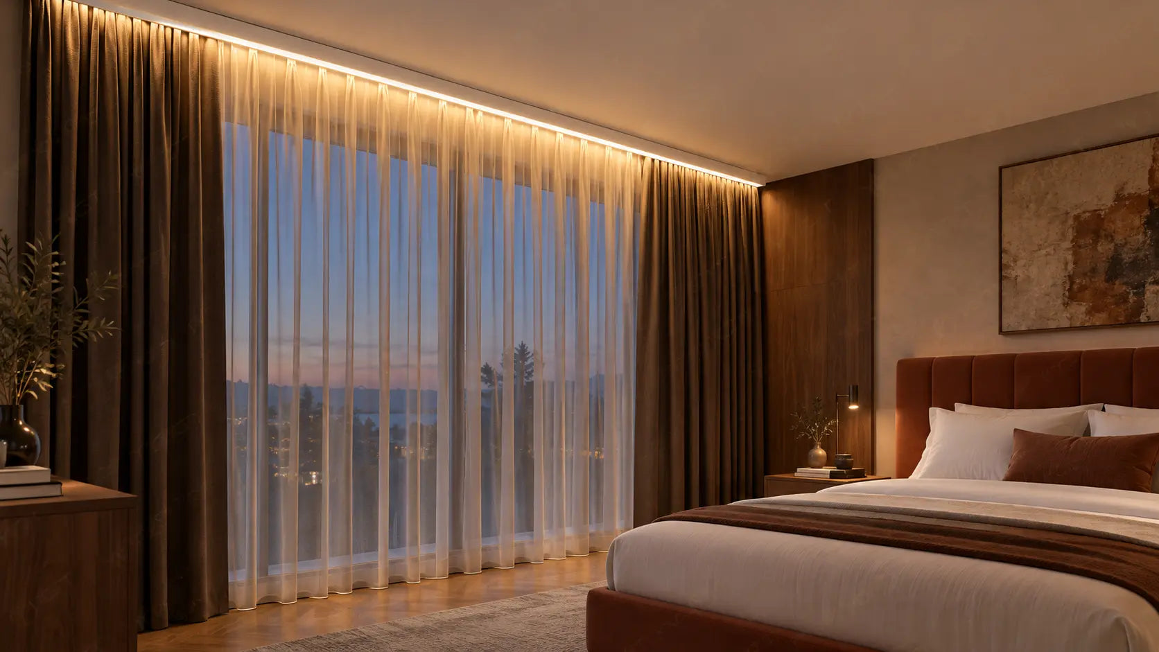 OTEL: TÜL VE KARARTMA — tavana monte LED’li korniş ve perde tasarımı.